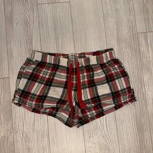 Plaid sleep shorts